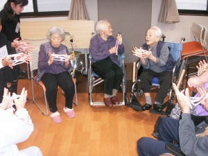 【福祉館恵海：うみかぜ：フロア】多喜浜小学校の子ども達が遊べに来てくれました！③