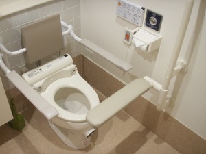 【福祉館恵海】トイレ内の工夫②